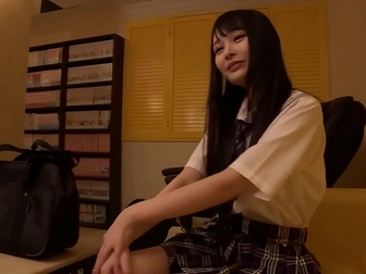 Naughty Blonde Bombshell Gives Kinky Hand Job to Guys - Sensual Creampie Finale